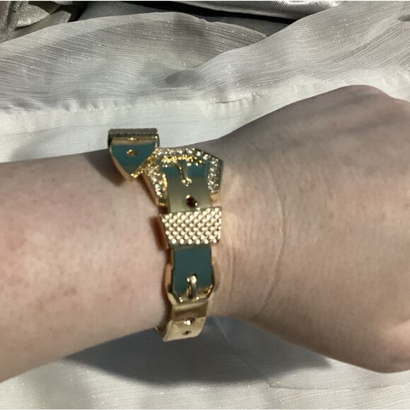 Edgy Gold Belt Buckle Statement Hinged Bracelet Bangle - Picture 6 of 15